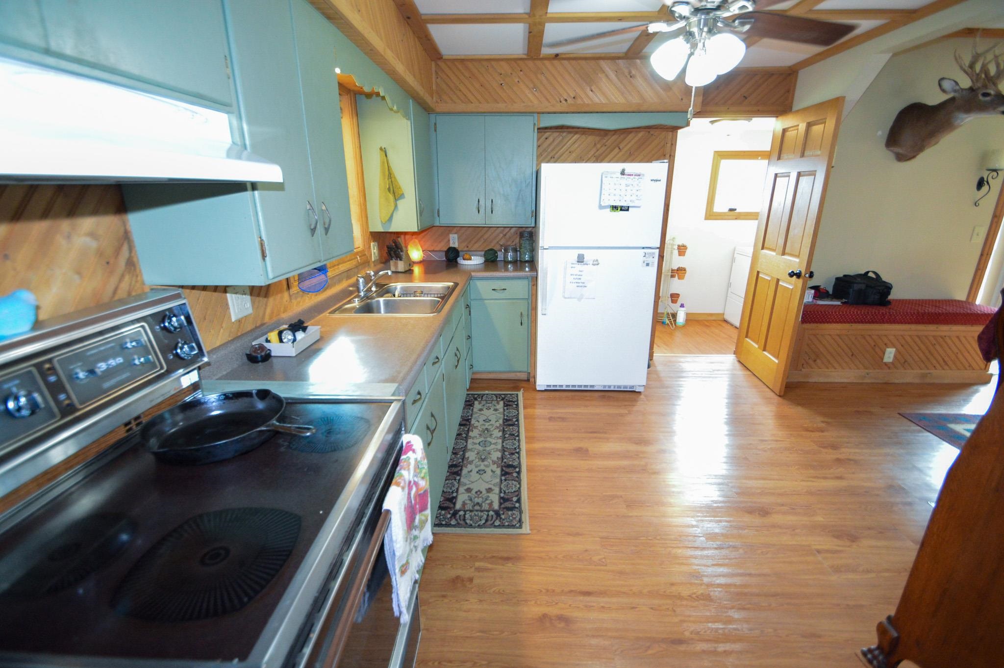 7469 Grant River Road Cassville, WI 53806 - Photo 17 of 76