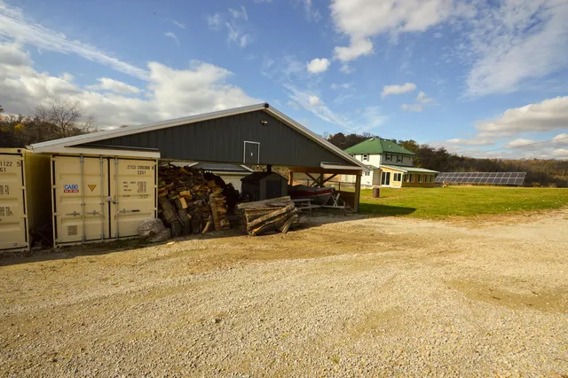 $795,000 | 7469 Grant River Road, Cassville, WI 53806
