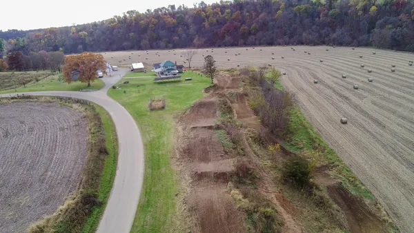 $795,000 | 7469 Grant River Road, Cassville, WI 53806