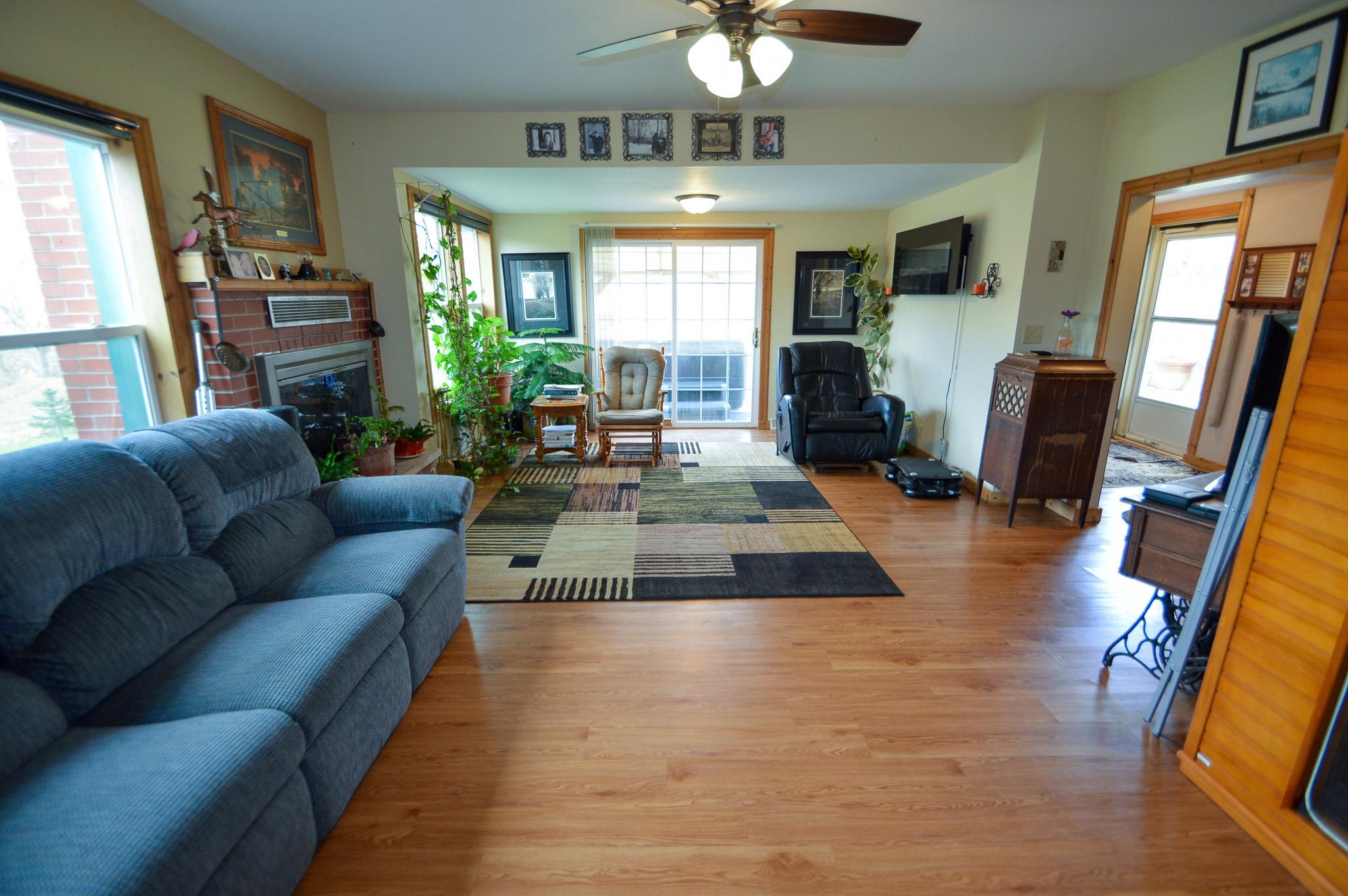 7469 Grant River Road Cassville, WI 53806 - Photo 6 of 76