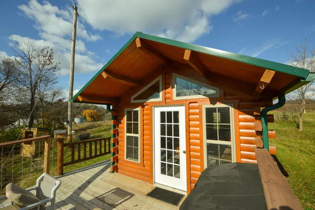 $795,000 | 7469 Grant River Road, Cassville, WI 53806