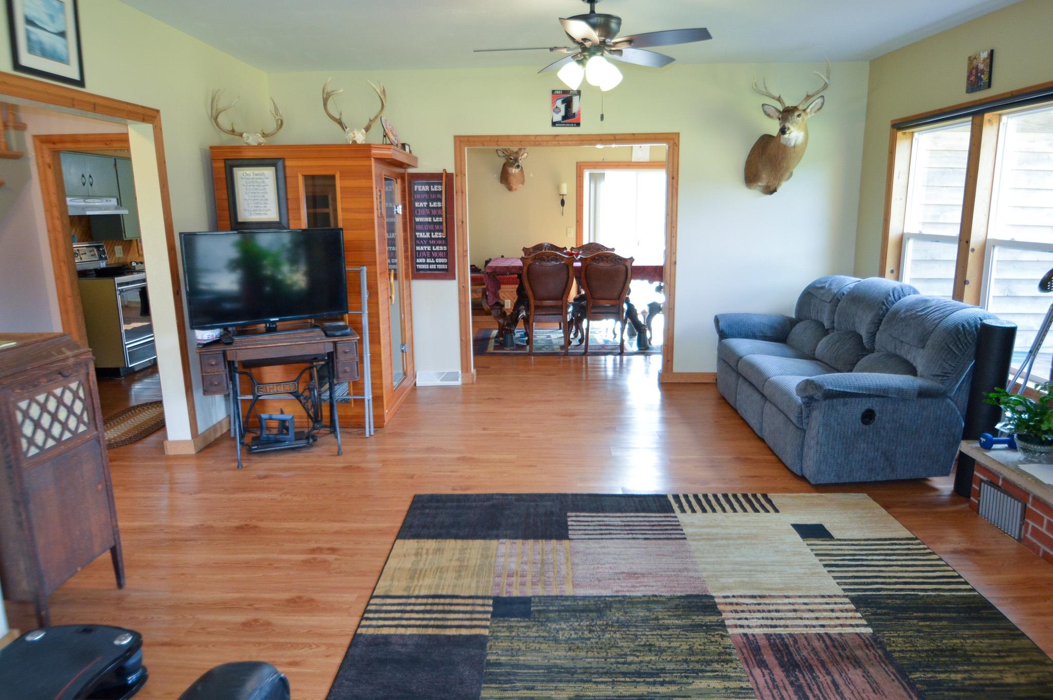 7469 Grant River Road Cassville, WI 53806 - Photo 7 of 76