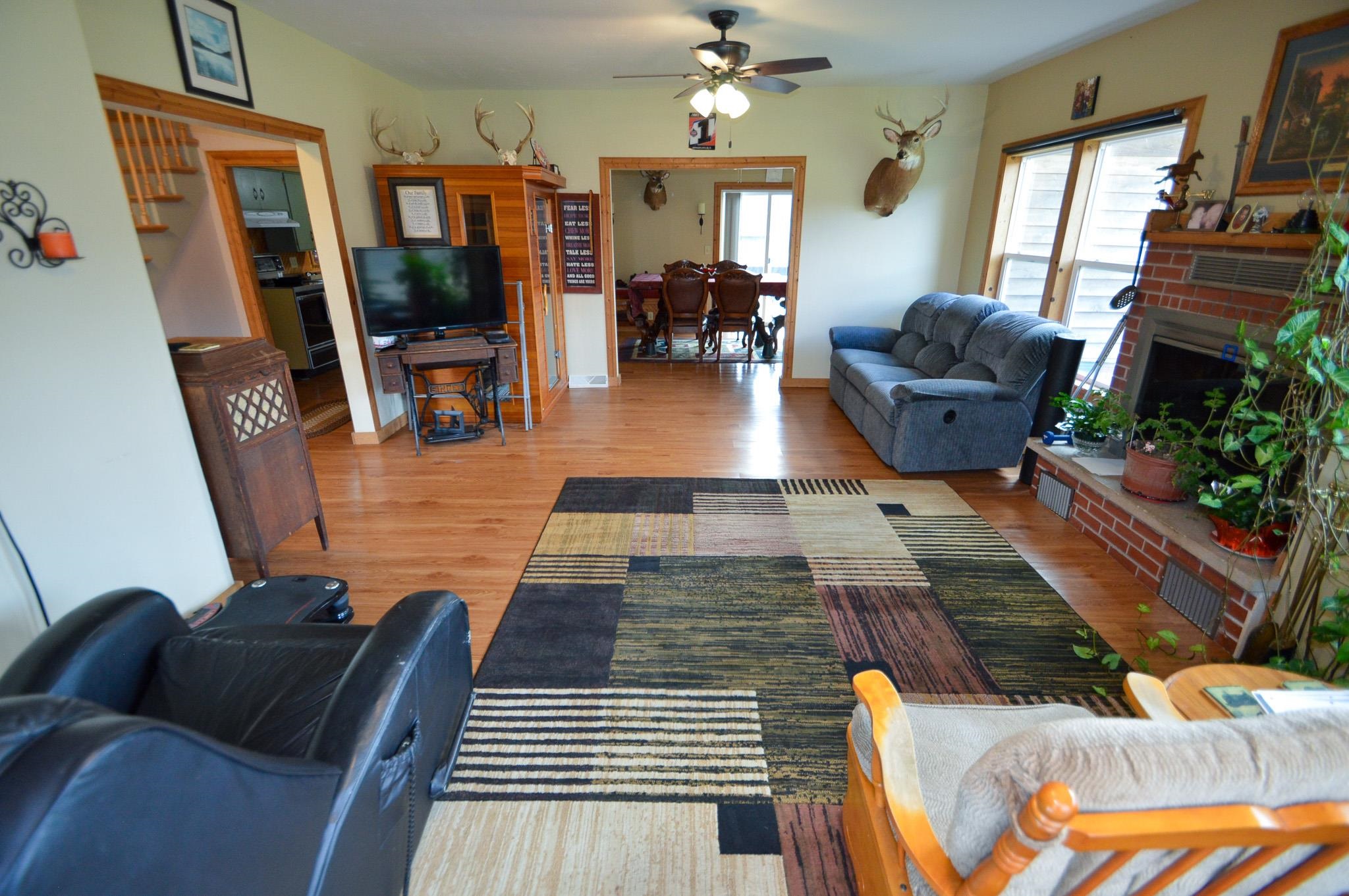 7469 Grant River Road Cassville, WI 53806 - Photo 9 of 76