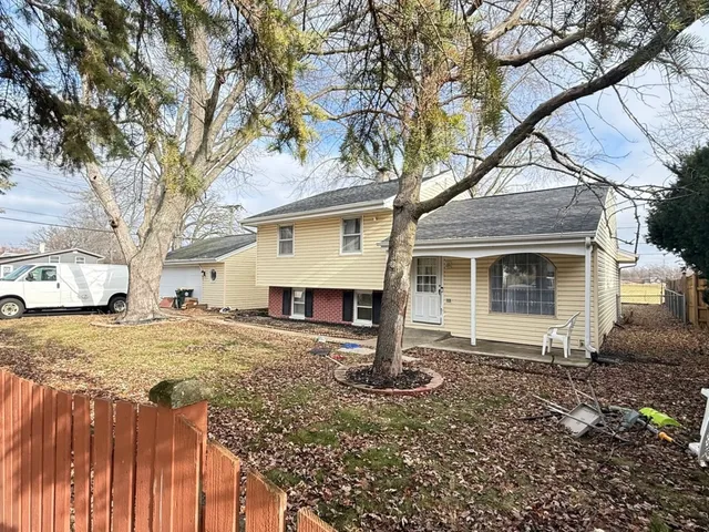 $275,000 | 1115 North Lotus Drive, Round Lake Beach, IL 60073