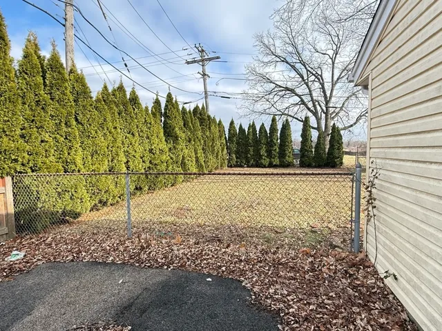 $275,000 | 1115 North Lotus Drive, Round Lake Beach, IL 60073