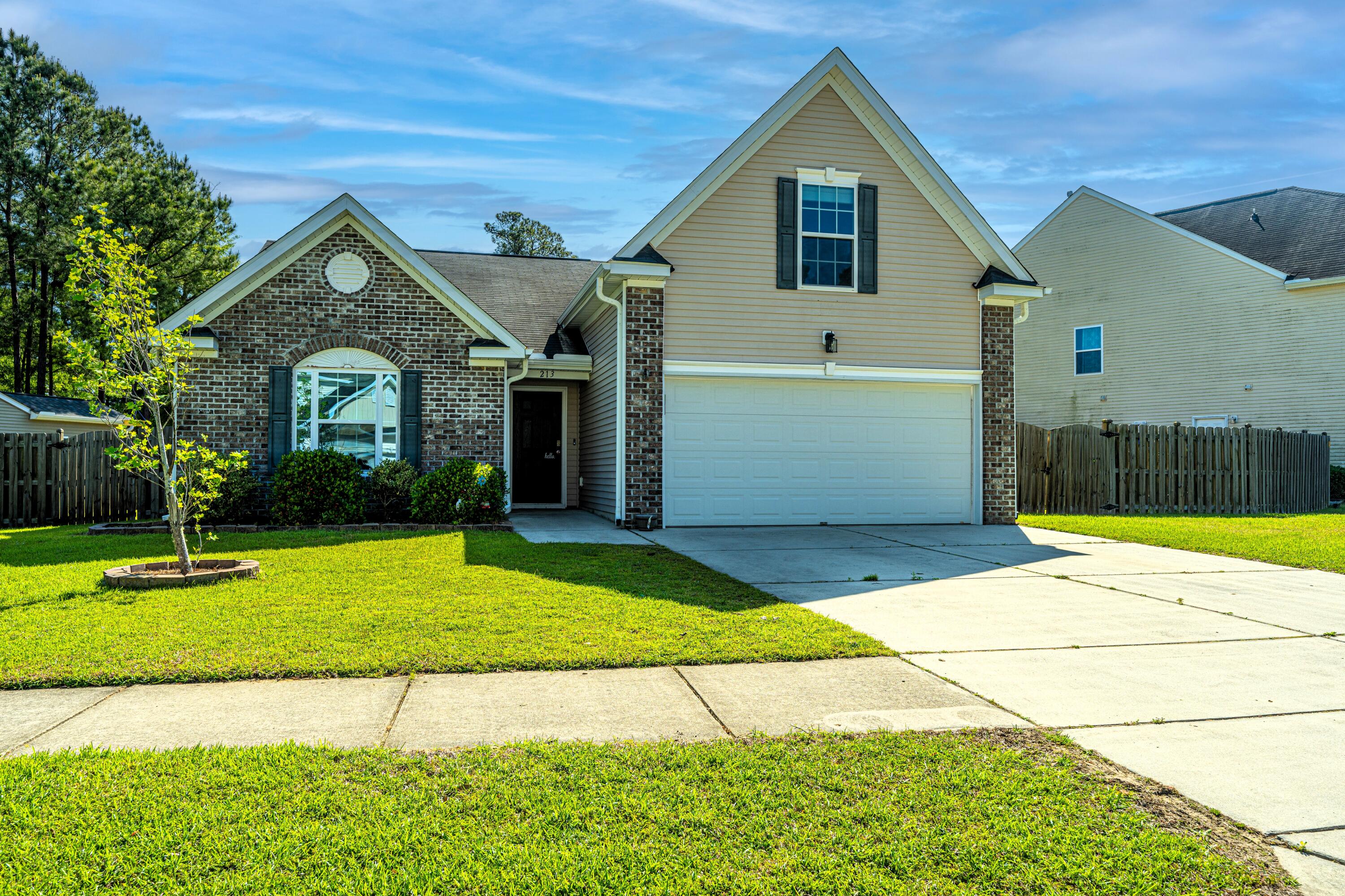 213 Alpine Road Summerville, SC 29485 - Photo 2 of 39 Welcome Home!