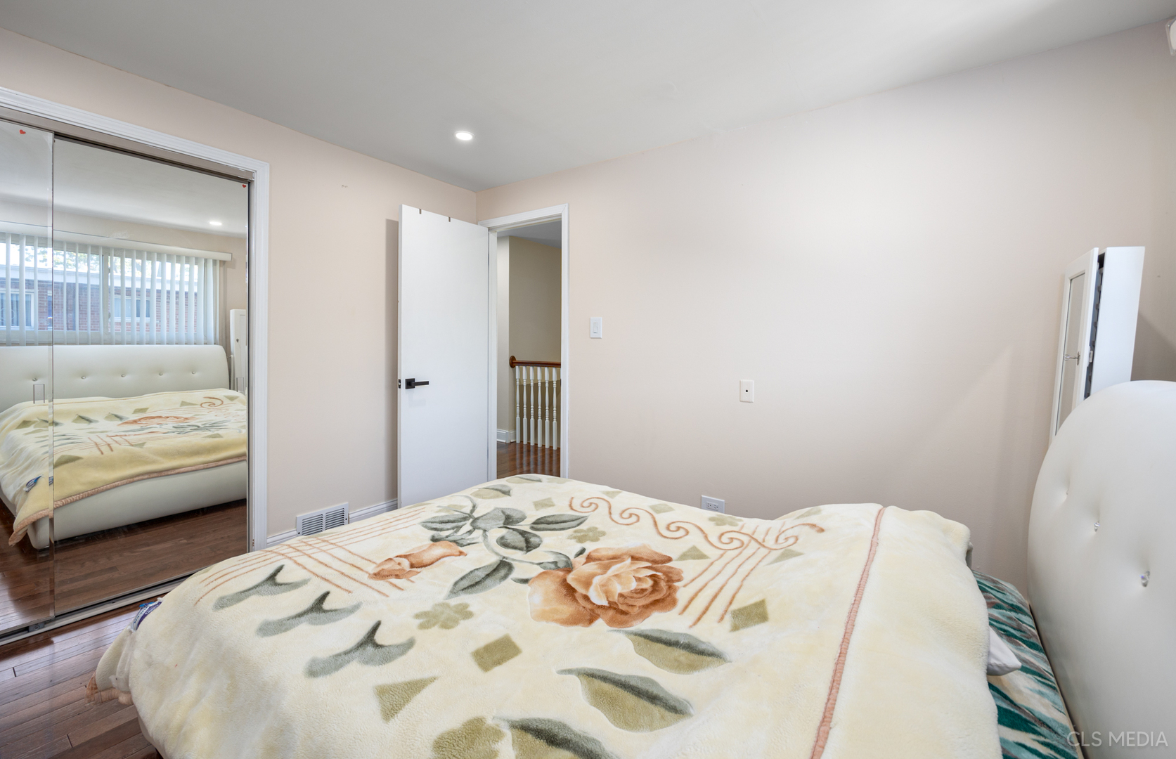 20 North Albert Street Mount Prospect, IL 60056 - Photo 11 of 25 a bedroom with a bed and a couch