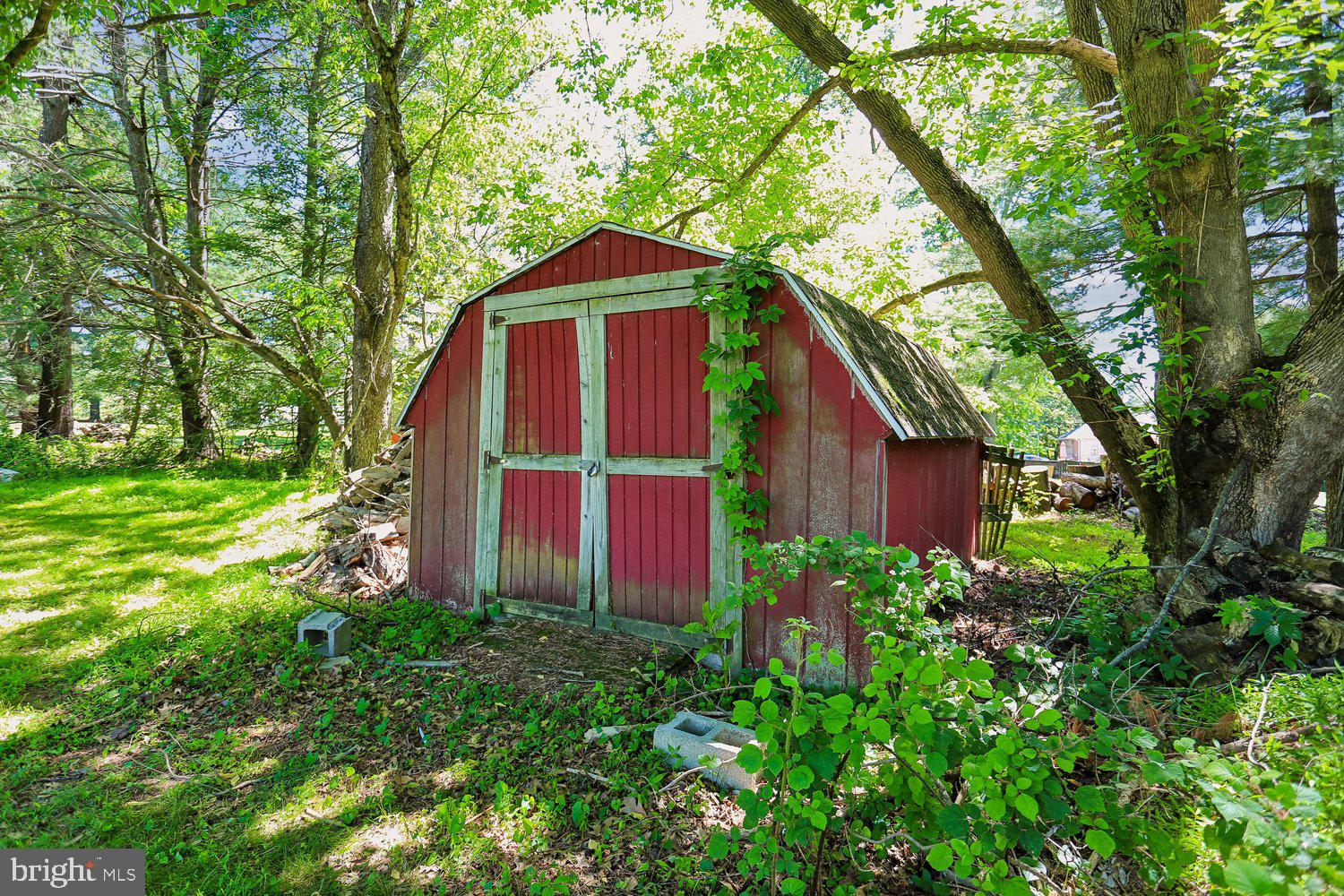 20920 Sunnyacres Road Gaithersburg, MD 20882 - Photo 60 of 64 Shed