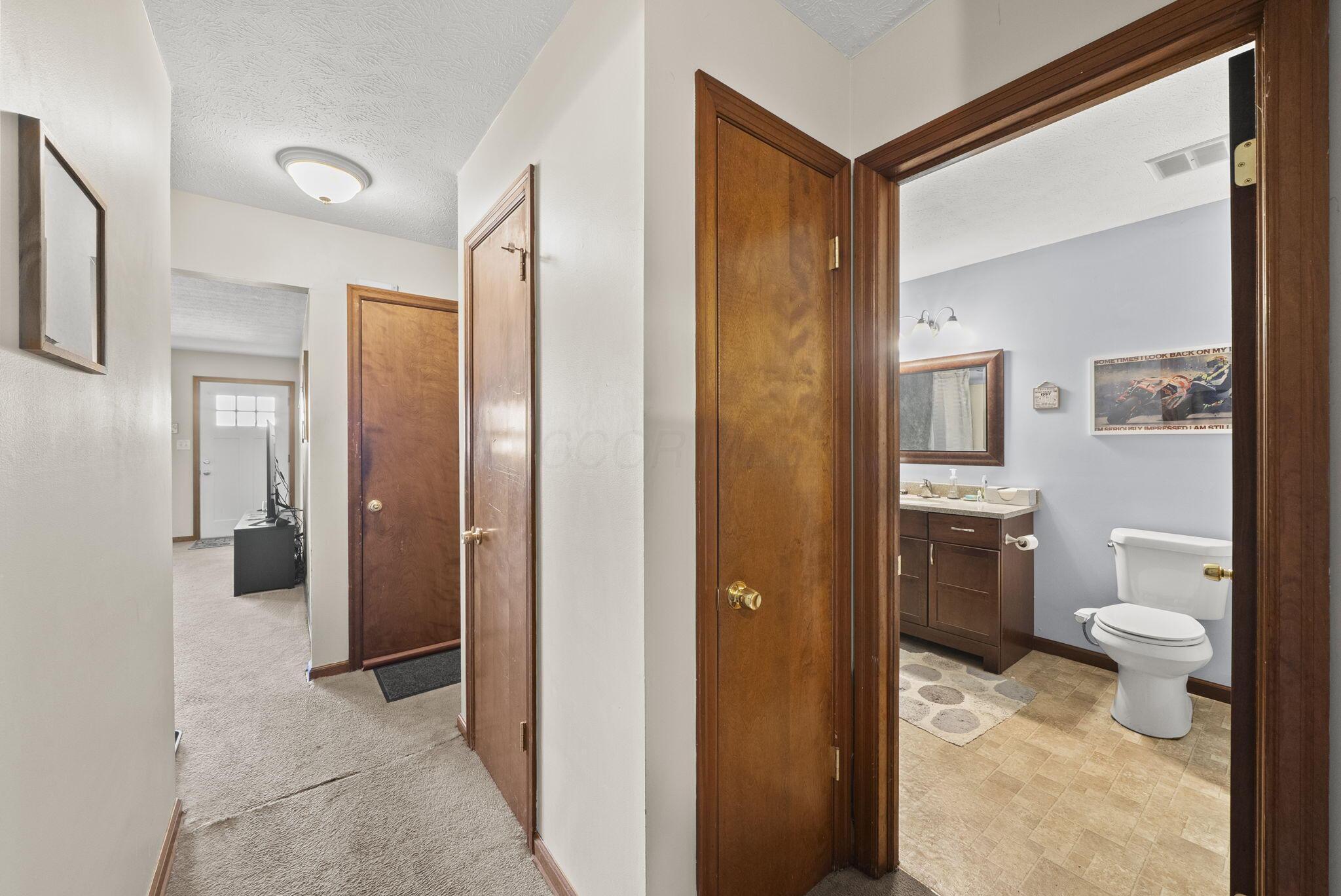 3930 Beulah Road Columbus, OH 43224 - Photo 13 of 40 17-web-or-mls-DSC09817