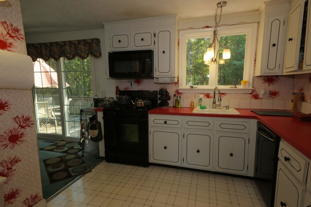150 Corbett Road Stoughton, MA 02072 - Photo 10 of 21 Gallery Image 10