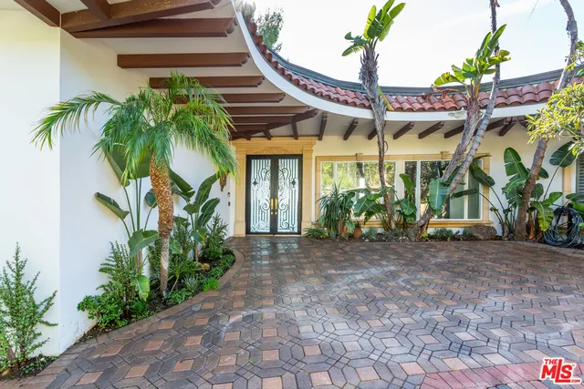 $29,999 | 1491 Carla Ridge, Beverly Hills, CA 90210