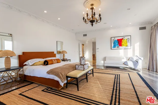 $29,999 | 1491 Carla Ridge, Beverly Hills, CA 90210