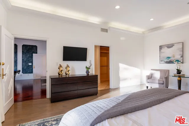 $29,999 | 1491 Carla Ridge, Beverly Hills, CA 90210