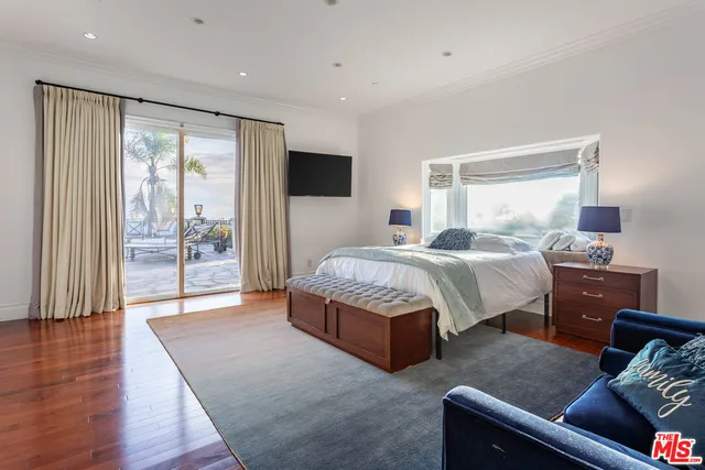 $29,999 | 1491 Carla Ridge, Beverly Hills, CA 90210