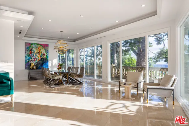 $29,999 | 1491 Carla Ridge, Beverly Hills, CA 90210