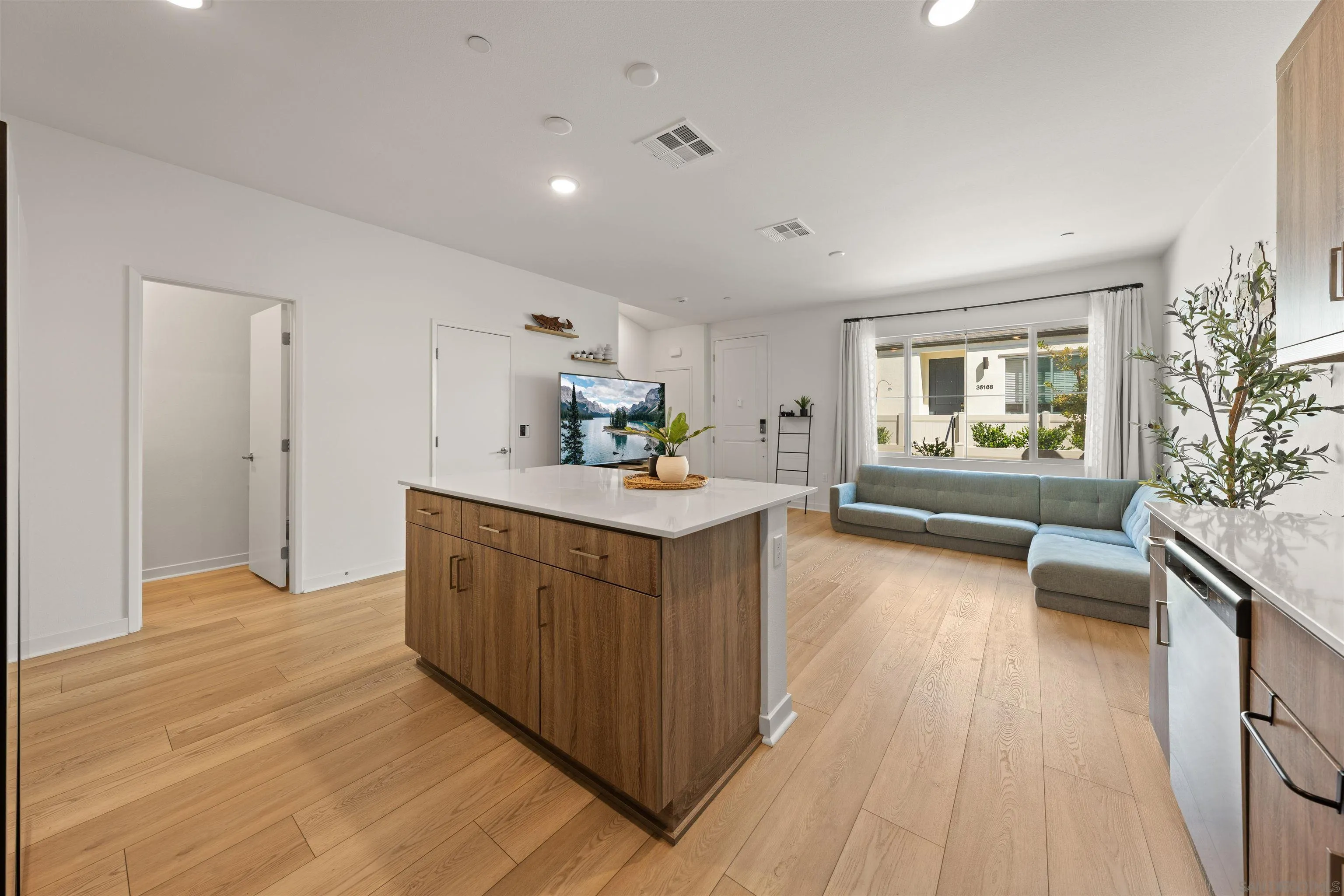 320 Satsuma Trail Fallbrook, CA 92028 - Photo 11 of 28