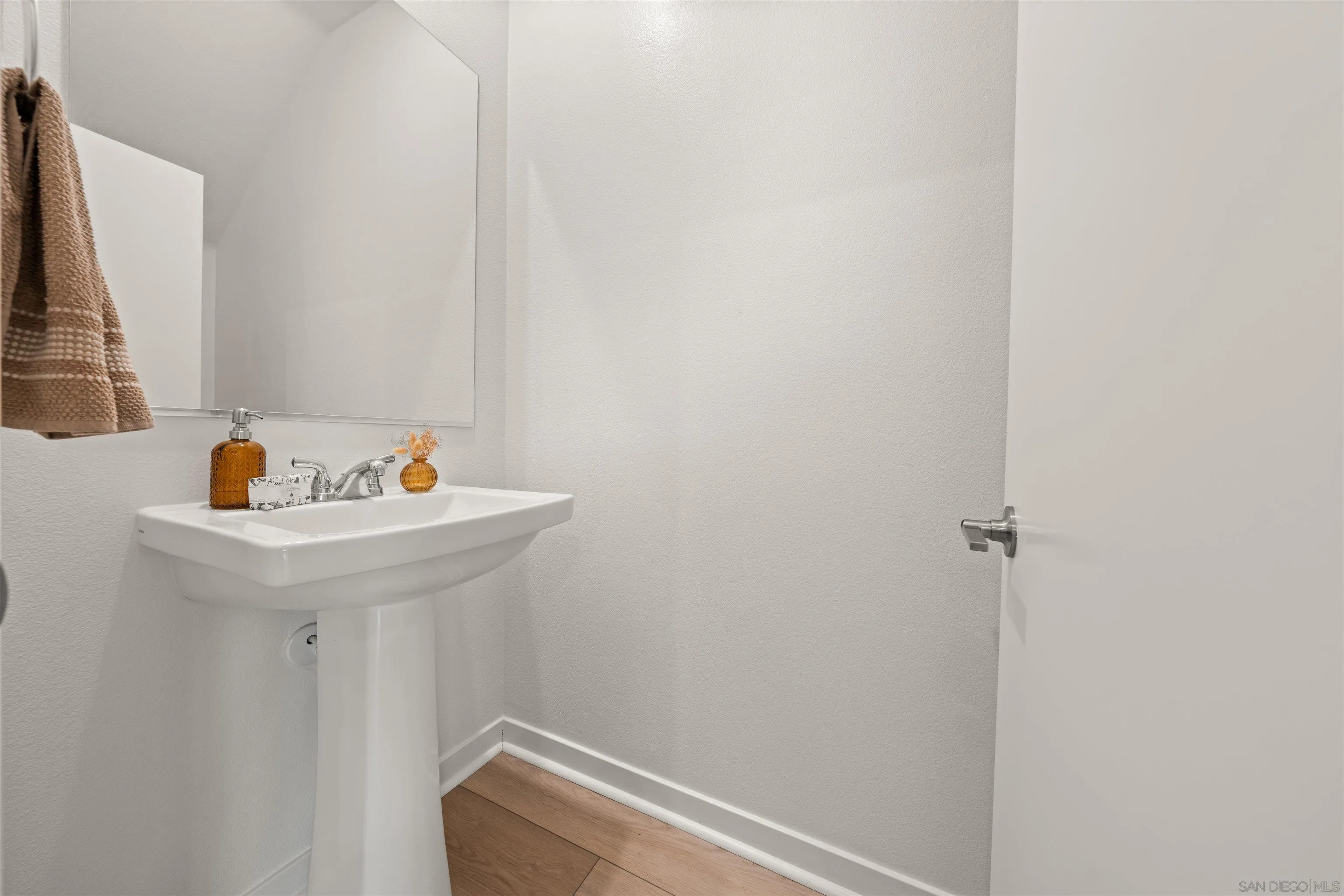 320 Satsuma Trail Fallbrook, CA 92028 - Photo 13 of 28