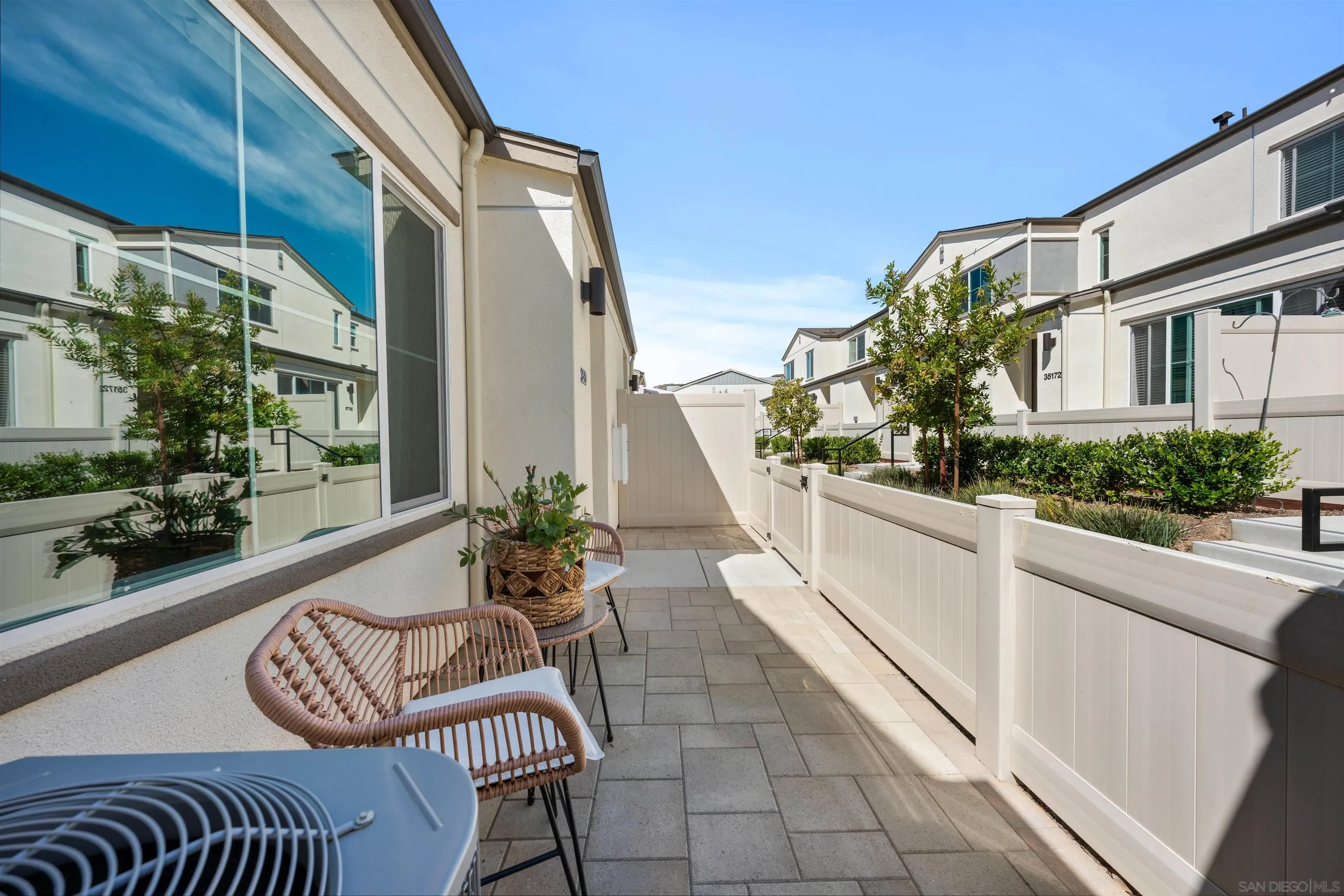 320 Satsuma Trail Fallbrook, CA 92028 - Photo 5 of 28