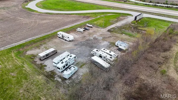 $275,000 | 6901 Godfrey Road, Godfrey, IL 62035