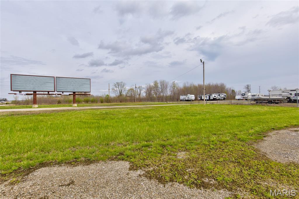 6901 Godfrey Road Godfrey, IL 62035 - Photo 5 of 17