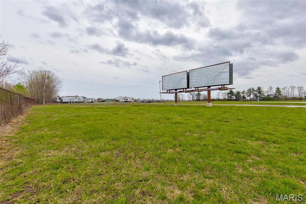 6901 Godfrey Road Godfrey, IL 62035 - Photo 10 of 17