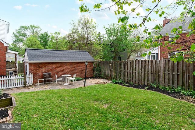 a picture of a bathroom with a sink
