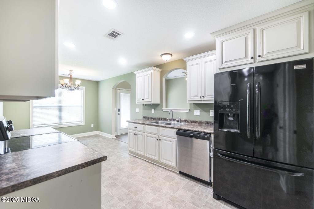 114 Winsted Court Perry, GA 31069 - Photo 14 of 32 114 Winsted Ct 15
