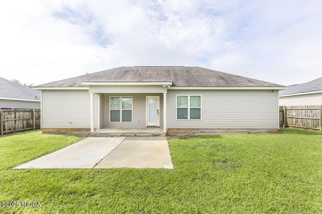 114 Winsted Court Perry, GA 31069 - Photo 28 of 32 114 Winsted Ct 29