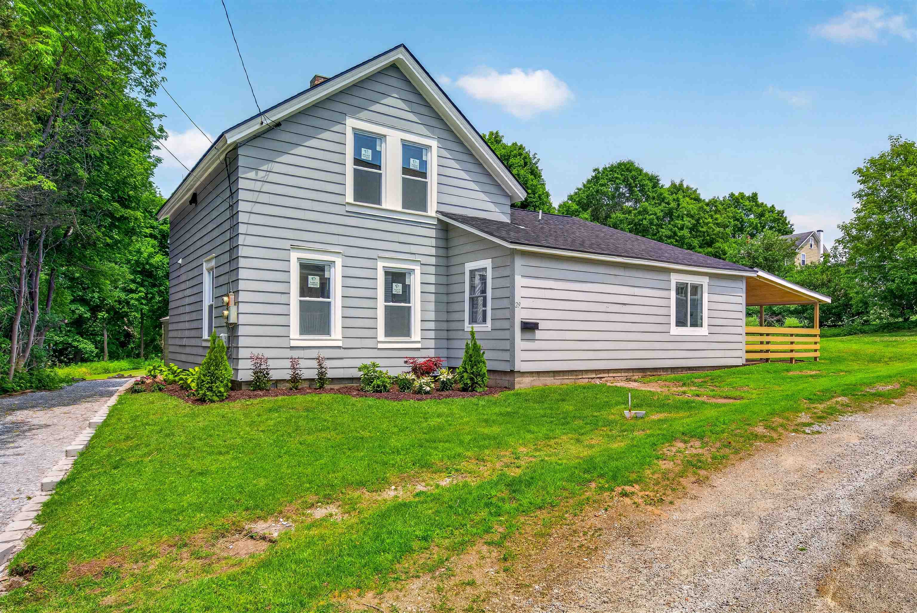 29 Clinton Avenue Rutland, VT 05701 - Photo 2 of 49