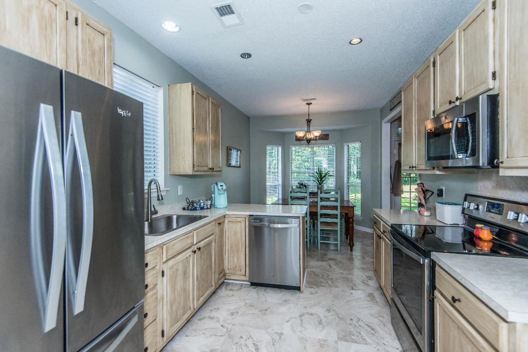 100 Lowndes Road Goose Creek, SC 29445 - Photo 8 of 21 kitchen
