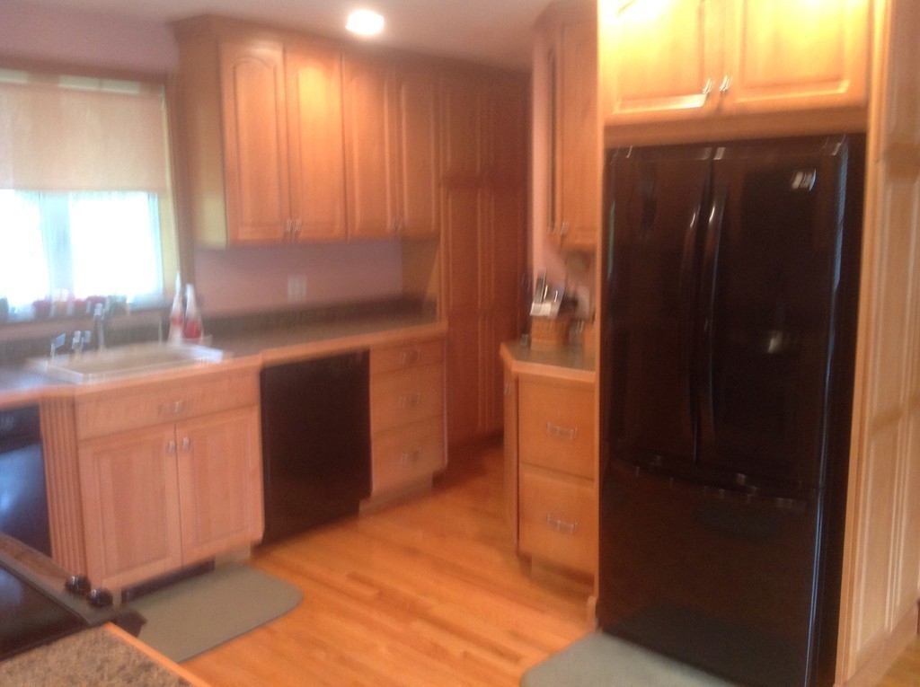 1 Lindberg Road Middleton, MA 01949 - Photo 5 of 23 Gallery Image 5
