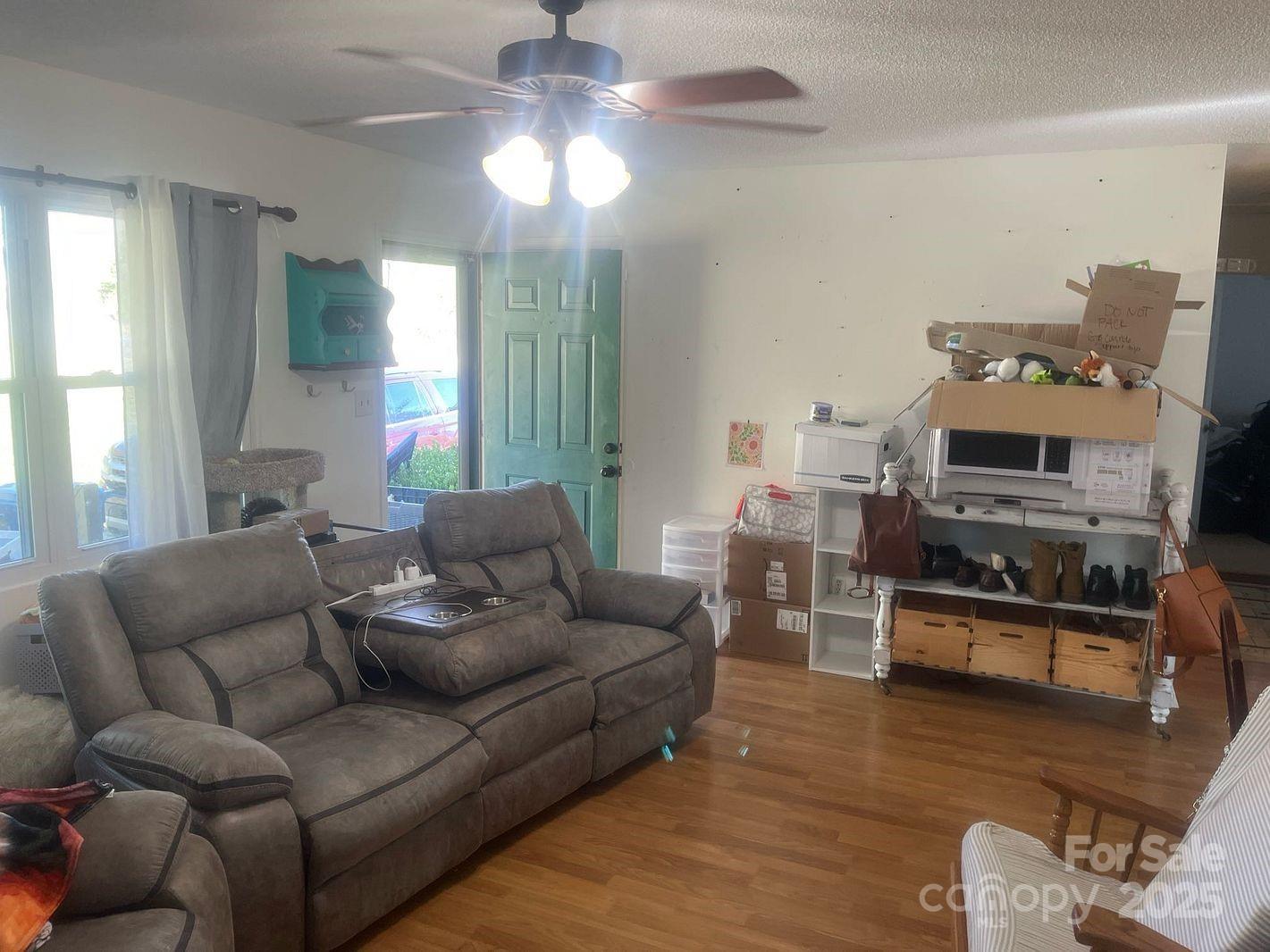 7122 Pyramid Road Hickory, NC 28602 - Photo 5 of 25 Gallery Image 5