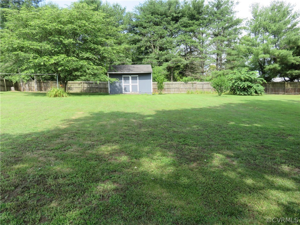 1300 Grapevine Road Sandston, VA 23150 - Photo 14 of 45 Gallery Image 14
