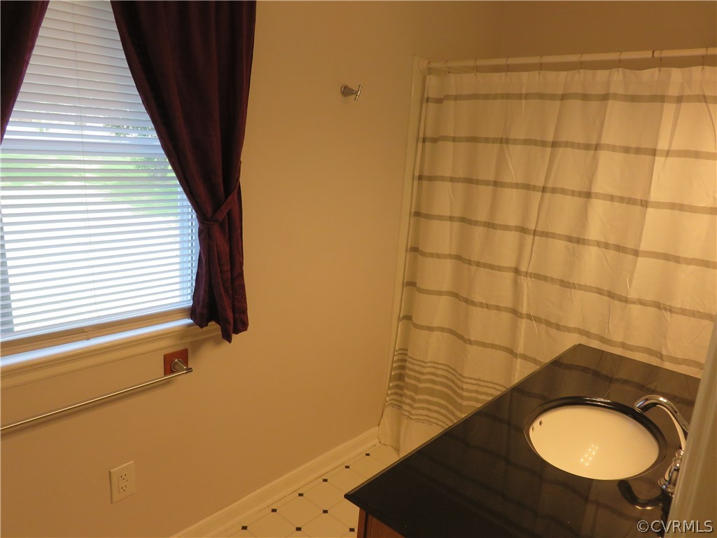 1300 Grapevine Road Sandston, VA 23150 - Photo 34 of 45 Gallery Image 34