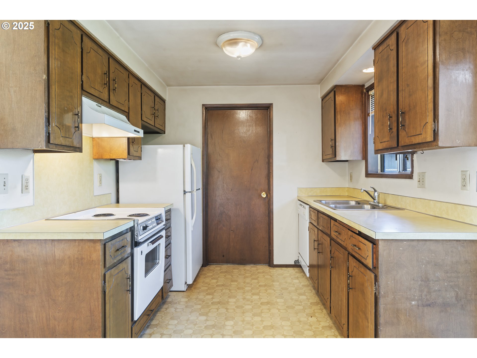 782 V Street Springfield, OR 97477 - Photo 12 of 45