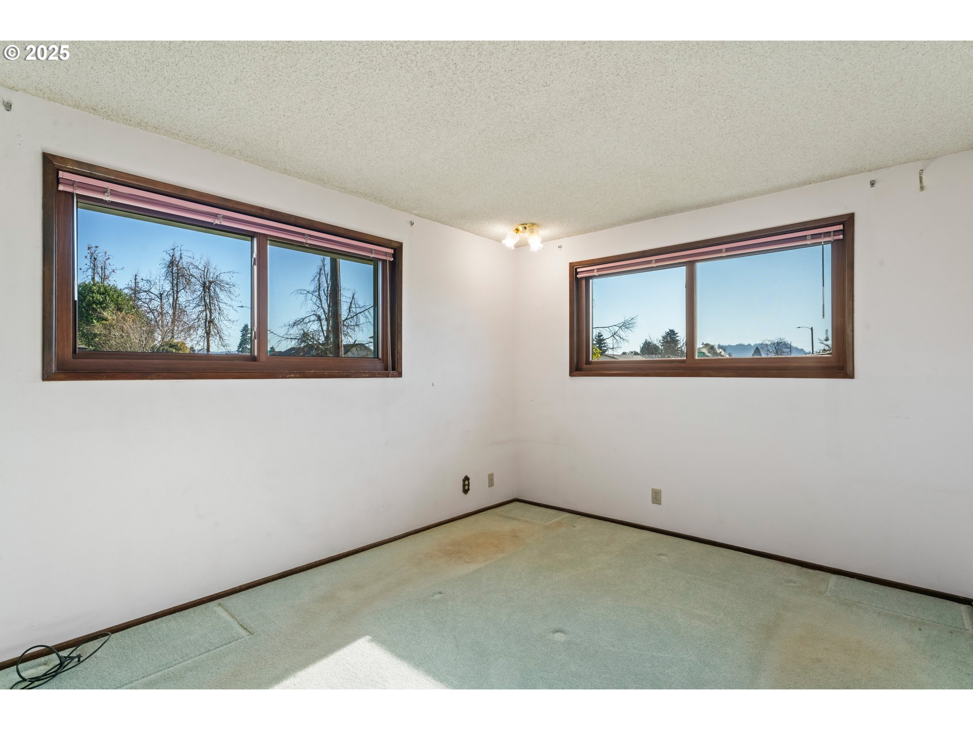 782 V Street Springfield, OR 97477 - Photo 35 of 45