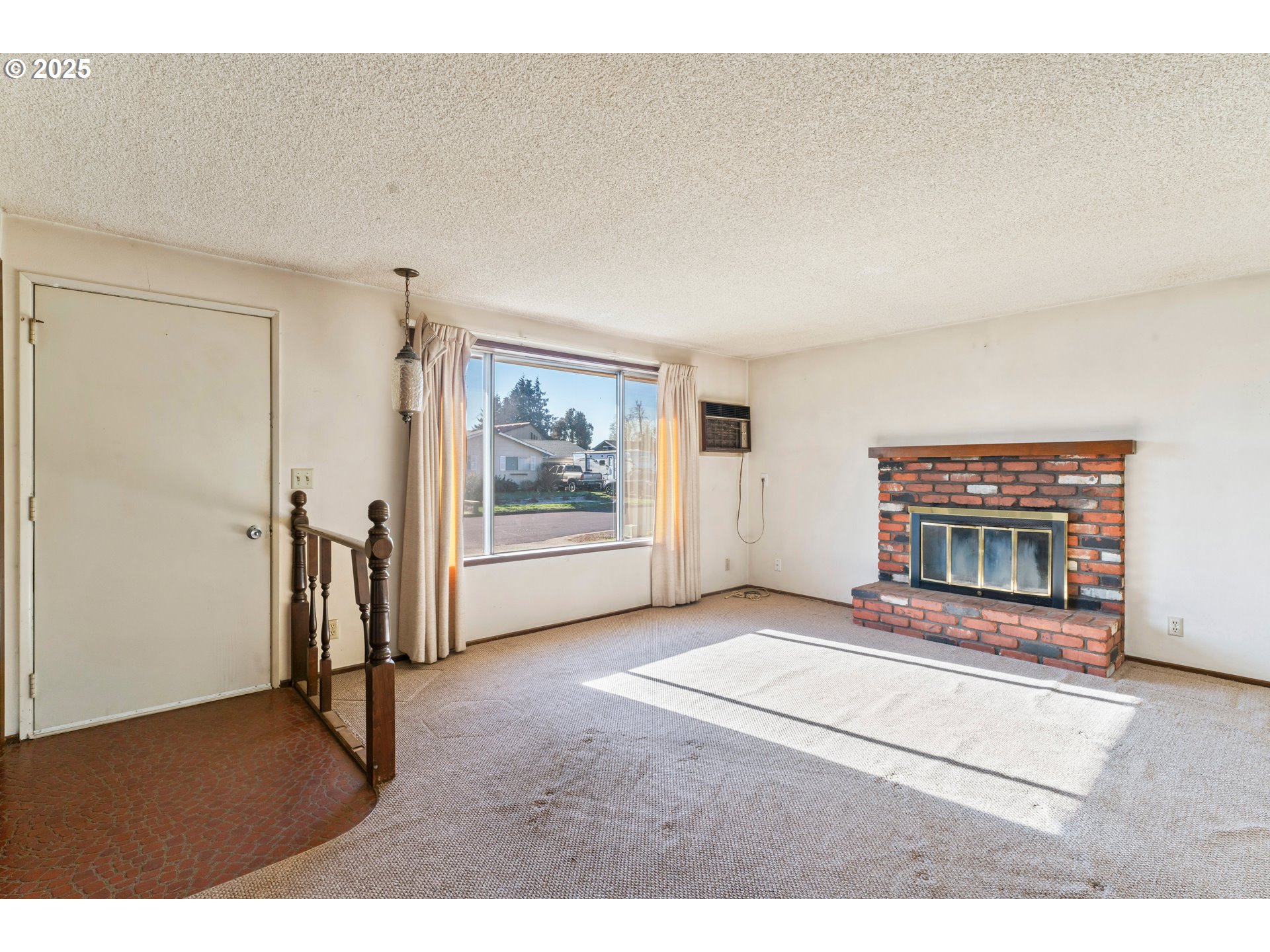782 V Street Springfield, OR 97477 - Photo 8 of 45