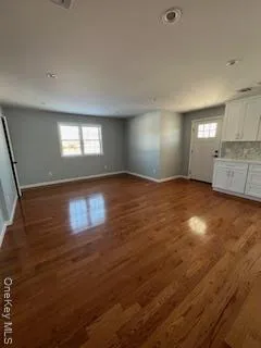 $1,250,000 | 403 South Bayview Avenue, Freeport, NY 11520