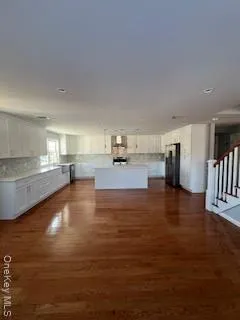 $1,250,000 | 403 South Bayview Avenue, Freeport, NY 11520