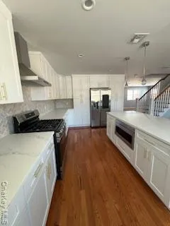 $1,250,000 | 403 South Bayview Avenue, Freeport, NY 11520