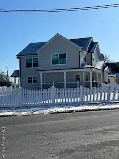 $1,250,000 | 403 South Bayview Avenue, Freeport, NY 11520