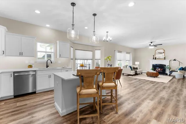 $499,900 | 763 Seagate Drive, O'Fallon, IL 62269