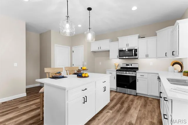 $499,900 | 763 Seagate Drive, O'Fallon, IL 62269