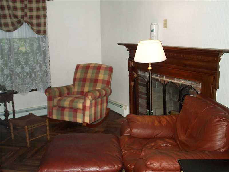 91 Swan Road Smithfield, RI 02917 - Photo 8 of 15 Living Room.