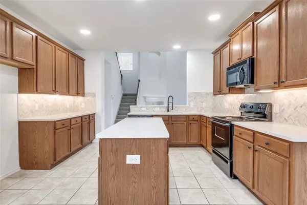 $349,700 | 1007 Hockley Lane, Forney, TX 75126