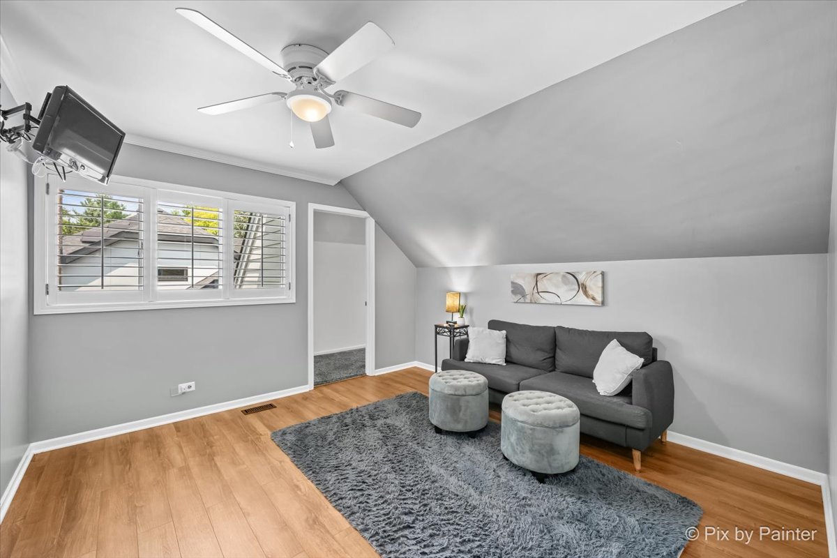 612 Rosedale Avenue Roselle, IL 60172 - Photo 34 of 71 Gallery Image 34