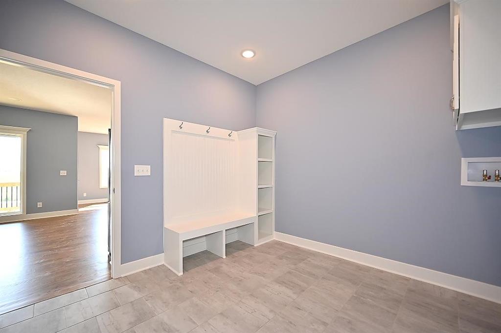 107 Johnson Circle Dearborn, MO 64439 - Photo 18 of 34