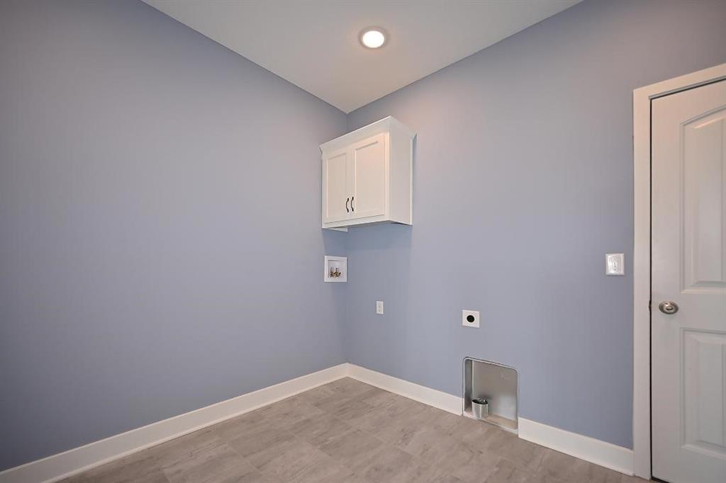 107 Johnson Circle Dearborn, MO 64439 - Photo 19 of 34