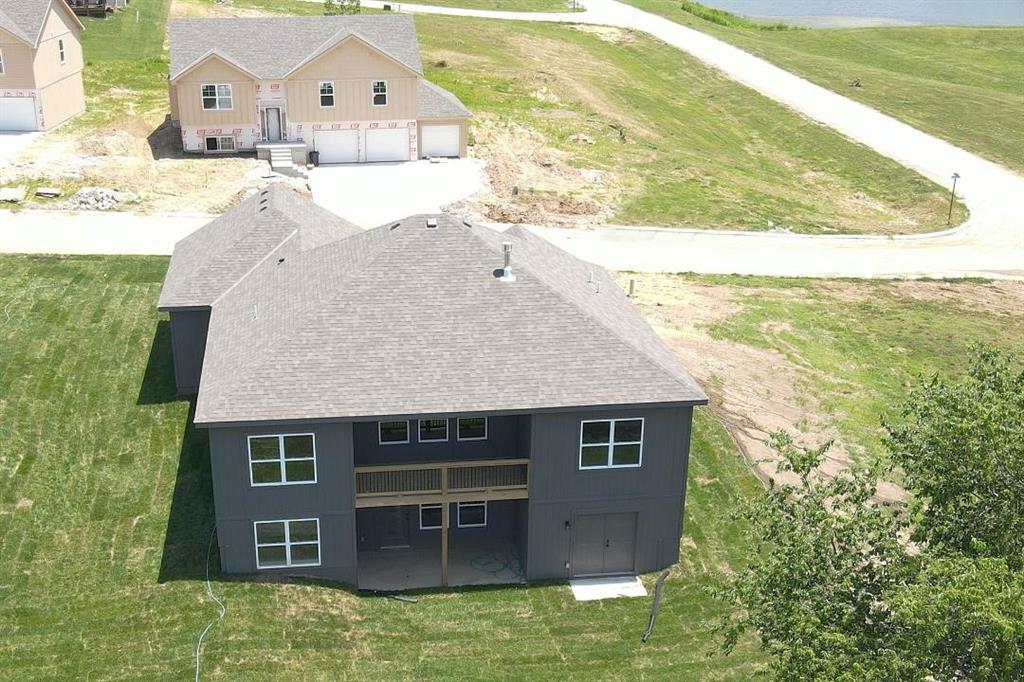 107 Johnson Circle Dearborn, MO 64439 - Photo 5 of 34