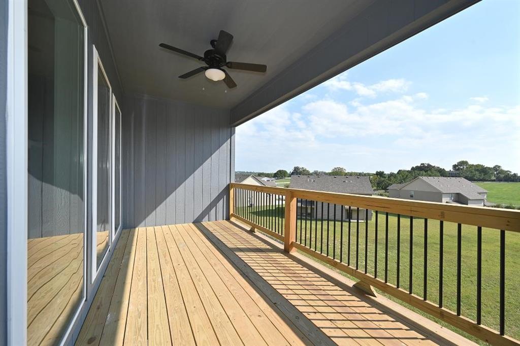 107 Johnson Circle Dearborn, MO 64439 - Photo 7 of 34